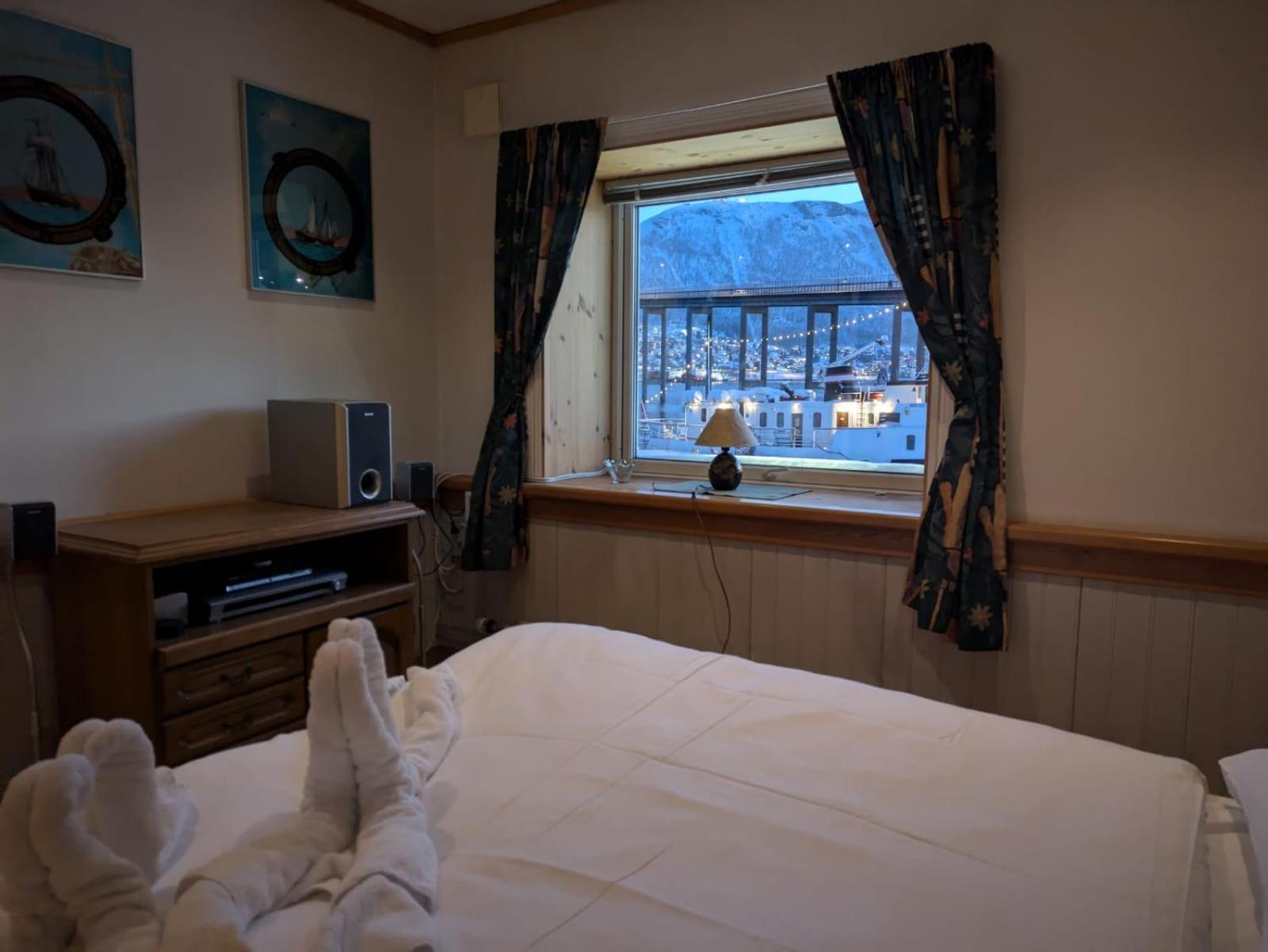 Norwegian Fjord Explorer Line Тромсе Екстер'єр фото